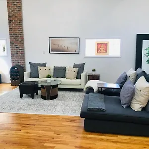  Apartment Updated Amazing Bi -level Minutes From Water Views Of New York United States