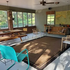  Holiday home Elegance Enjoy Southern Comfort In Style United States