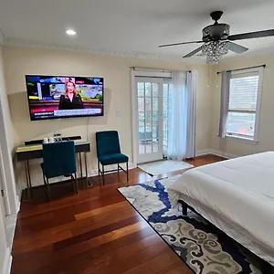  Homestay Luxury Hotel-style In Queens, United States
